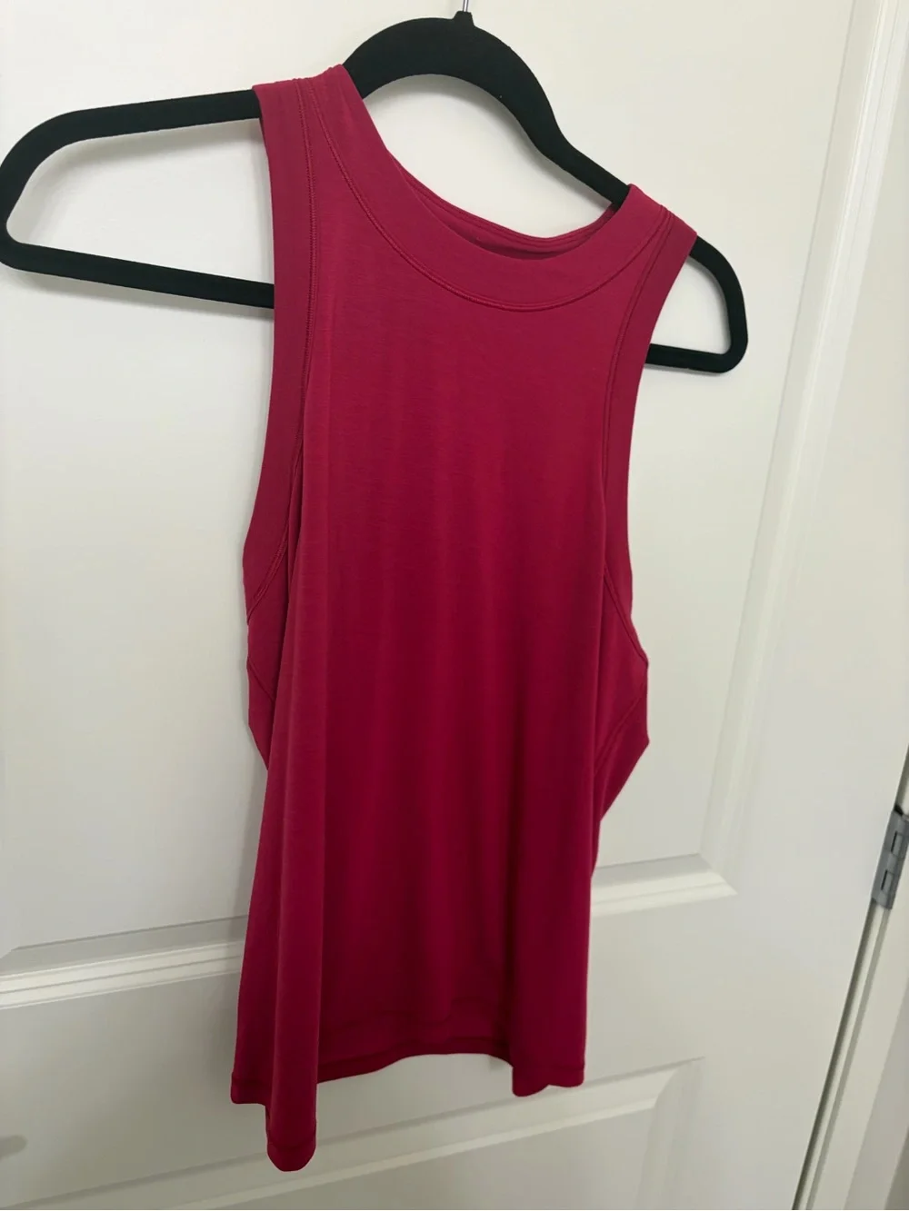 lululemon athletica Raspberry Racerback training Tank top - Picture 2 of 2